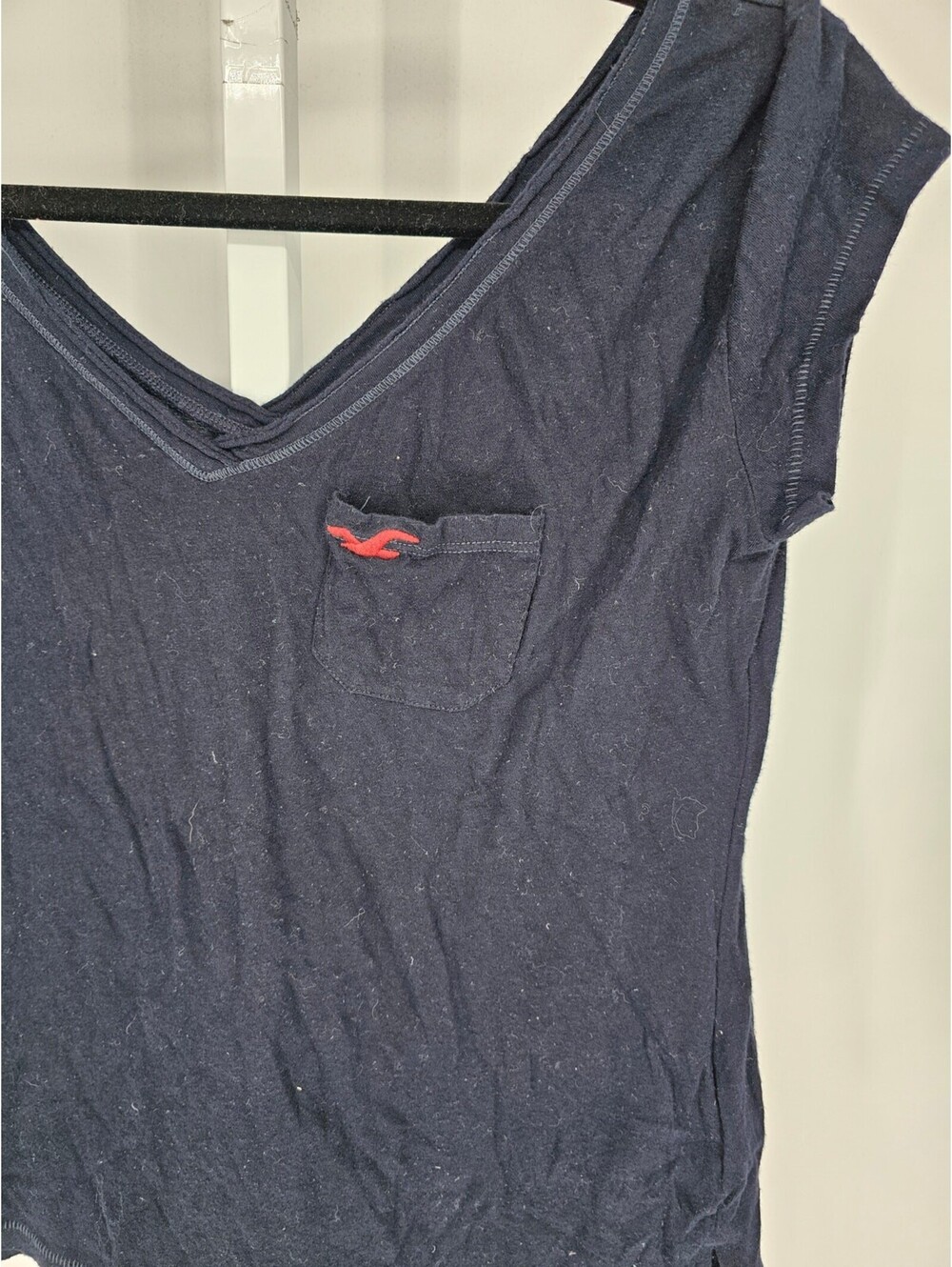 Vintage Y2K Hollister Womens Sz XS Short Sleeve V Neck T Shirt Navy Blue - Picture 2 of 4